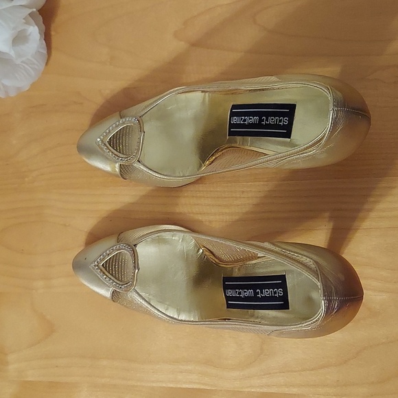 Stuart Weitzman Soft Gold Mesh and Rhinestone Detailed Pumps Size 5.5 - Picture 6 of 16